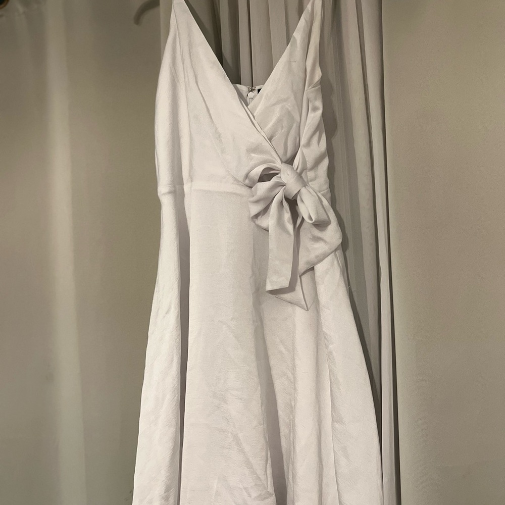 Express Strapless White Dress with Bow